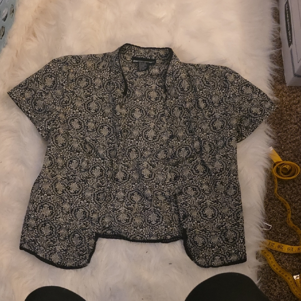 Requirements Black and White Floral Blouse